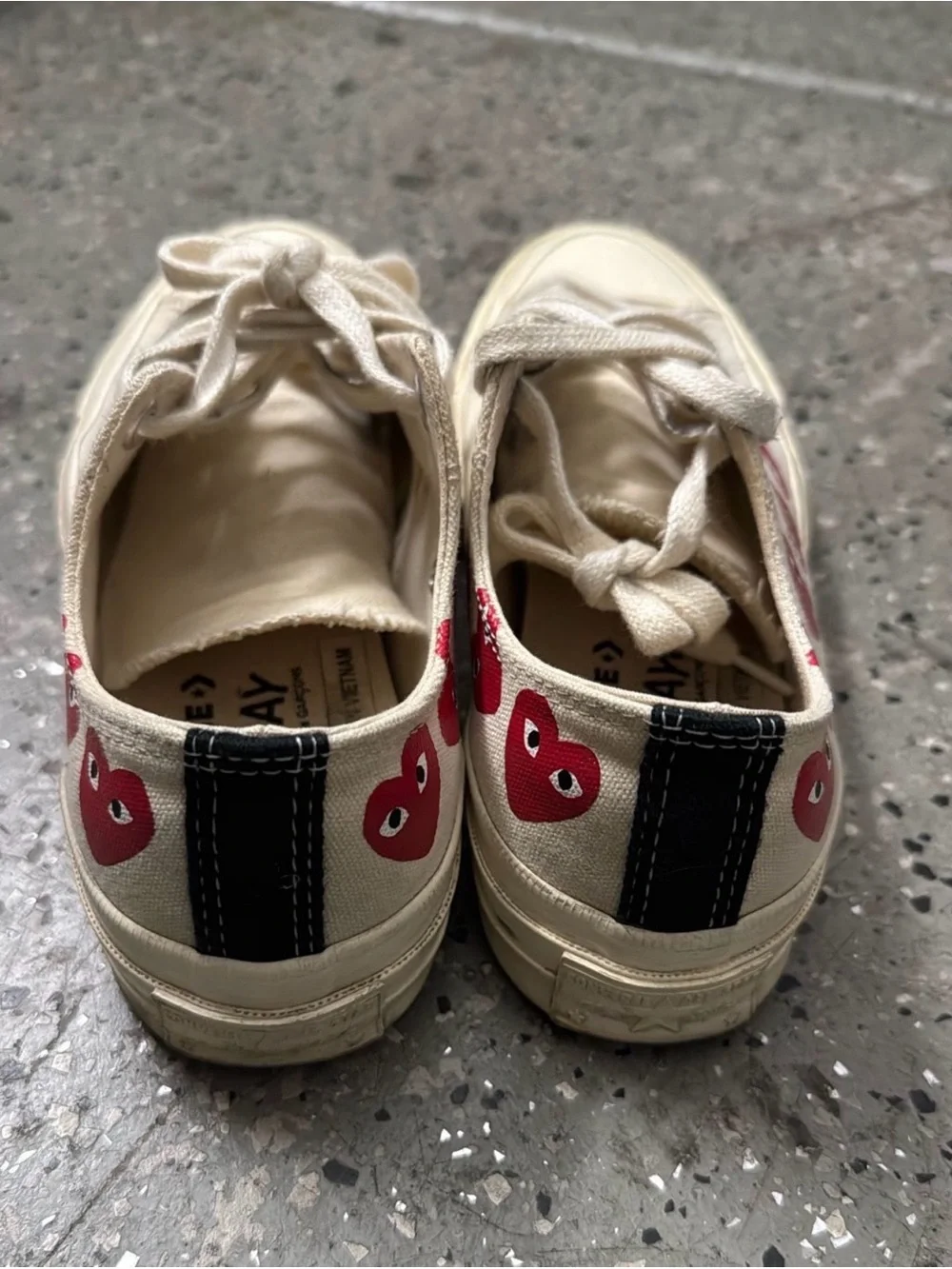 Converse Cream Canvas Low-Top Sneakers with Red Heart Motifs